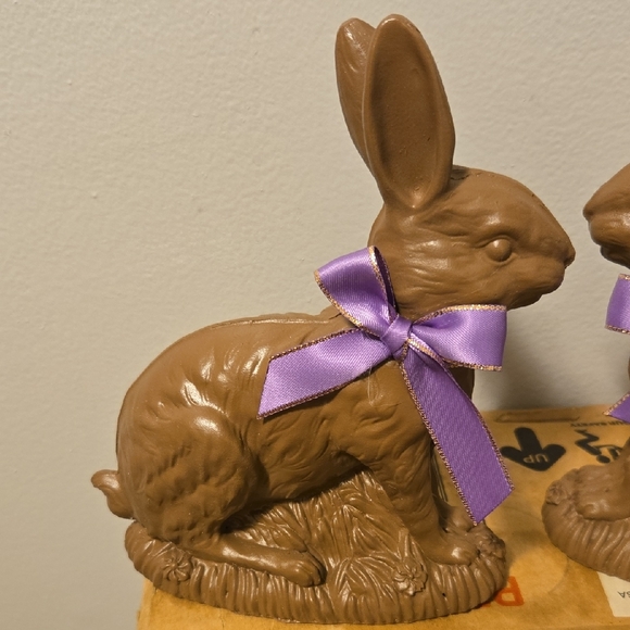 Brown Rabbits Figurines Set with Purple Bows  💜     PRE OWNED  💜 - Picture 3 of 9